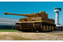 Corgi 1/50 Tiger 121 Restored By Tank Museum Bovington image