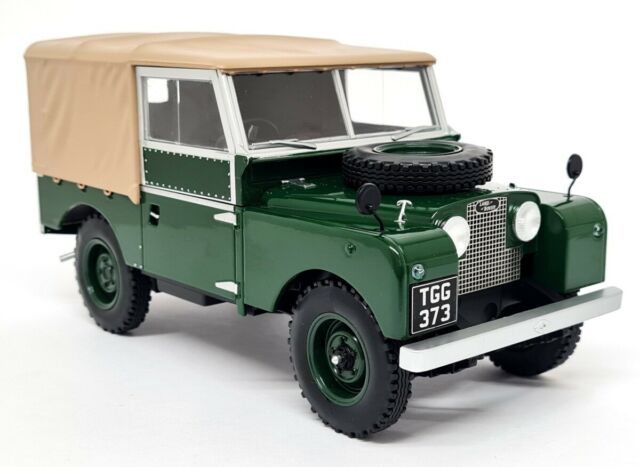 Model Car Group 1/18 Land Rover Series 1 1957 Dark Green