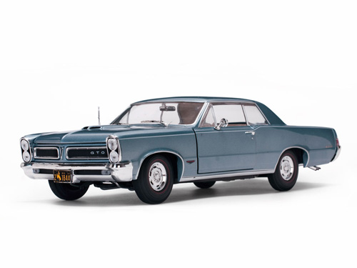 SunStar 1/18 1965 Pontiac GTO image
