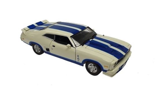 DDA 1/32 Ford Falcon XC Coupe Cobra Option image