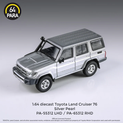 Paragon 1/64 Toyota 2007 Land Cruiser 76 Silver Pearl image