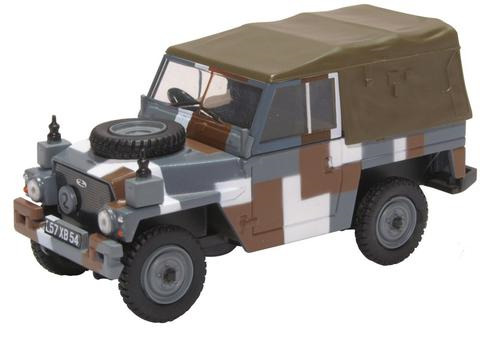 Oxford 1/43 Land Rover 1/2 Ton Lightweight Berlin Scheme image