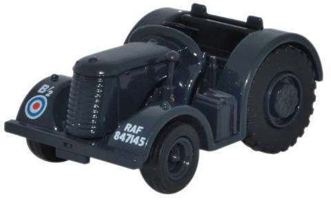 Oxford  1/76 David Brown Tractor - RAF RAF image