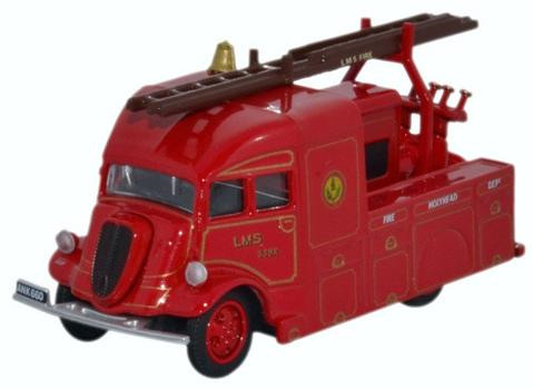 Oxford 1/76 Fordson Heavy Pump Unit LMS Crew image