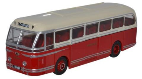 Oxford  1/76 Leyland Royal Tiger Bus North Western Road Car Company image