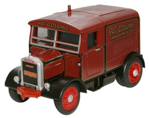 Oxford 1/76 Scammell Showtrac Pat Collins image