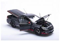 Biante 1/18 2017 Holden VF Magnum Ute image