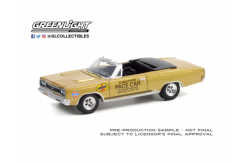 Greenlight 1/64 1968 Plymouth GTX 426 HEMI Convertible image