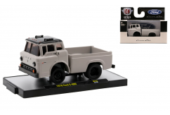 M2 Machines 1/64 1970 Ford C-300 image