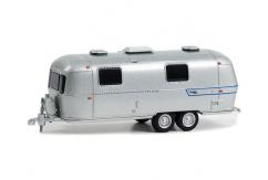 Greenlight 1/64 1973 Airstream Ambassador International Land Yacht image