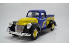 Golden Wheel 1/18 1940 Ford Vintage Truck - Goodyear image
