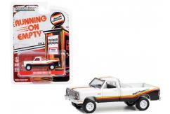 Greenlight 1/64 1981 Dodge RAM D-150 image