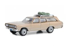 Greelight 1/64 1969 Plymouth Satellite Station Wagon - Brady Bunch image