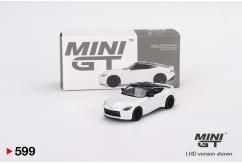 Mini GT 1/64 Nissan Z Performance 2023 Everest White image