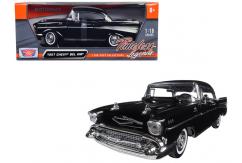 Motormax 1/18 1957 Chevrolet Bel Air Hard Top - Black image