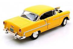Motormax  1/18 1955 Chevrolet Bel Air Soft Top Yellow  image