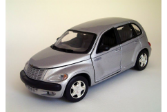 Motormax  1/24  Chrysler PT Cruiser Silver  image