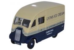 Oxford  1/76 Commer Q25 Van  Lyons Ice Cream image