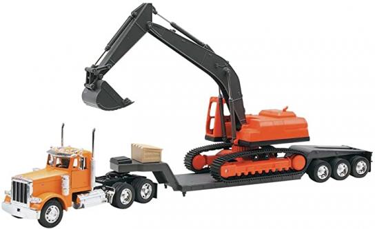 New Ray 1/32 Peterbilt 379 with Lowloader & Excavator image