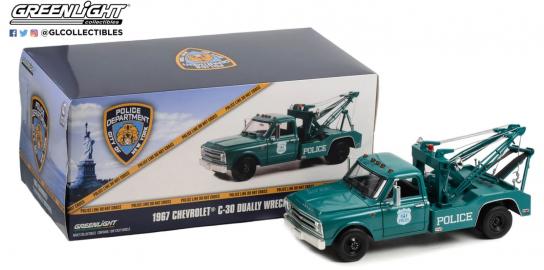Greenlight 1/18 1967 Chevrolet C-30 Dually Wrecker - NYPD image