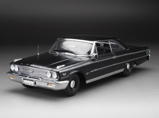 SunStar 1/18 1963 Ford Galaxie 500/XL Hardtop image