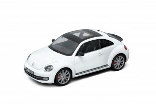 Welly 1/18 Volkswagen Beetle (New Shape) image