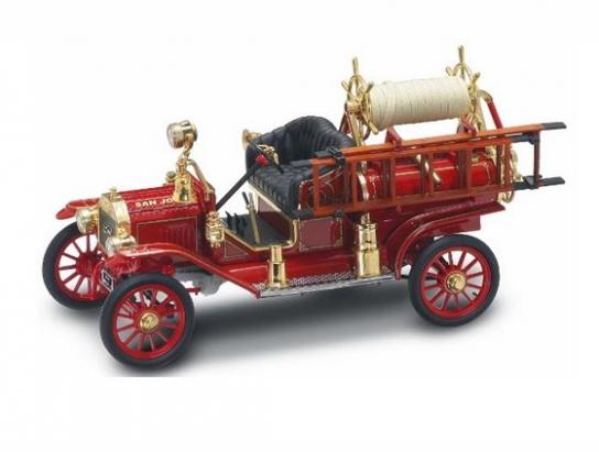 Road Signature 1/18 1914 Model T Fire Engine image