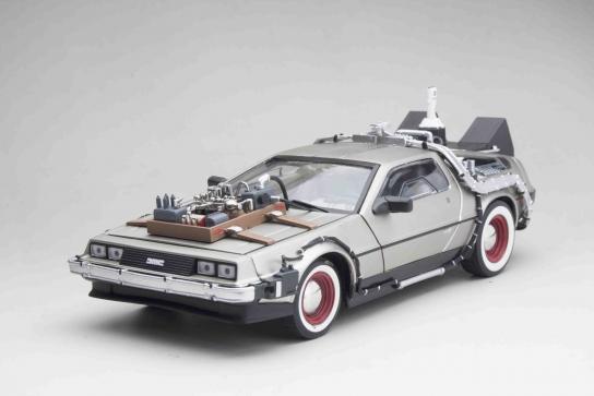 SunStar 1/18 De Lorean "Back to the Future III" image