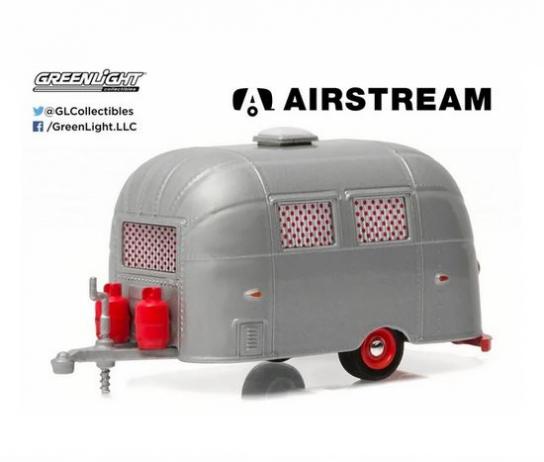 Greenlight 1/64 Airstream 16' Bambi Sport image