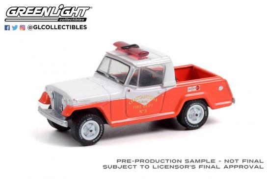 Greenlight 1/64 1967 Jeep Jeepster Commando image