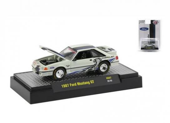 M2 Machines 1/64 1987 Ford Mustang GT image