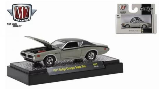 M2 Machines 1/64 1971 Dodge Charger Super Bee image