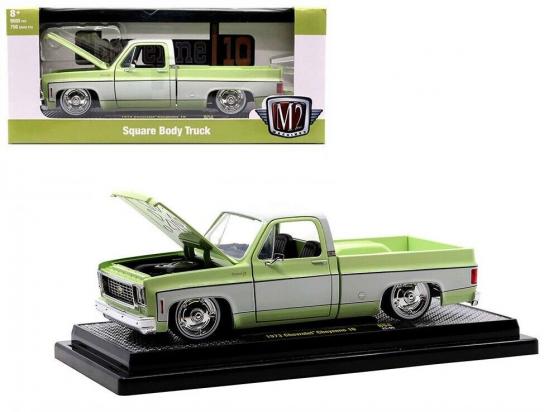 M2 Machines 1/24 1973 Chevrolet Cheyenne 10 image