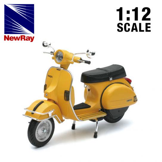 New Ray 1/12 1978 Vespa P200E Red image