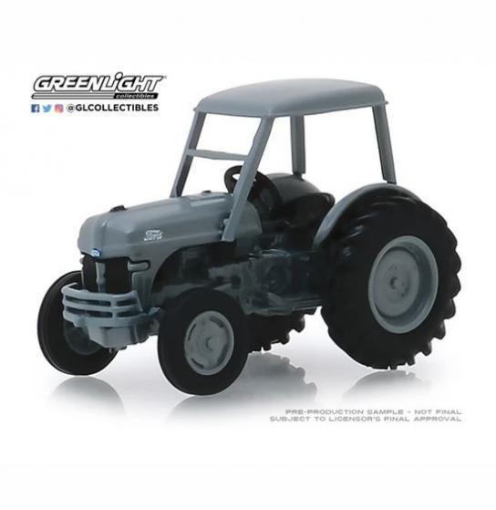 Greenlight 1/64 1949 Ford 8N Tractor with Cab image