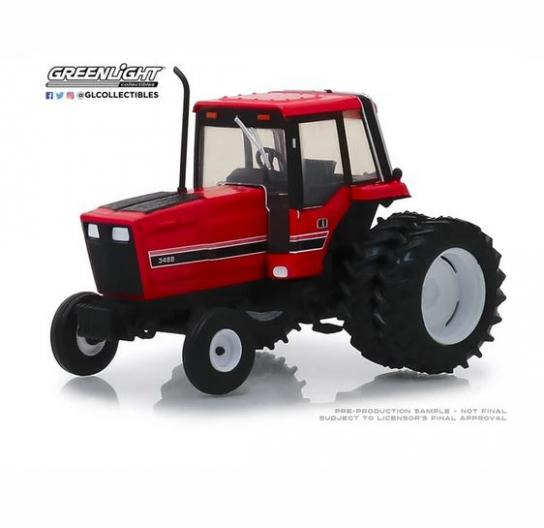 Greenlight 1/64 1982 Duelly Tractor image