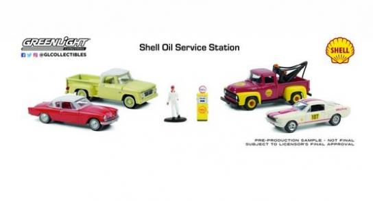 Greenlight 1/64 Shell Oil Service Centre Diorama image