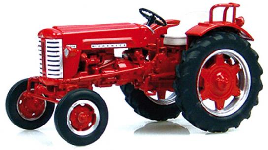 Universal Hobbies 1/43 IH McCormick F270 image