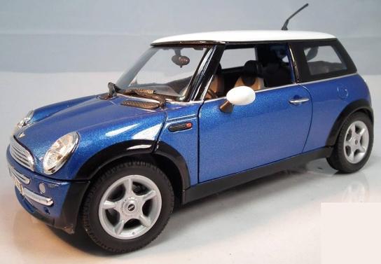 Motormax 1/18 Mini Cooper Blue image