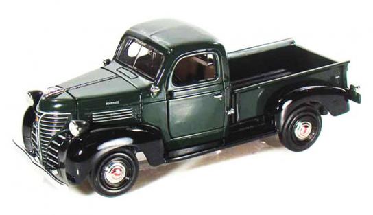 Motormax 1/24 Plymouth Pick Up Truck 1941 - Green image