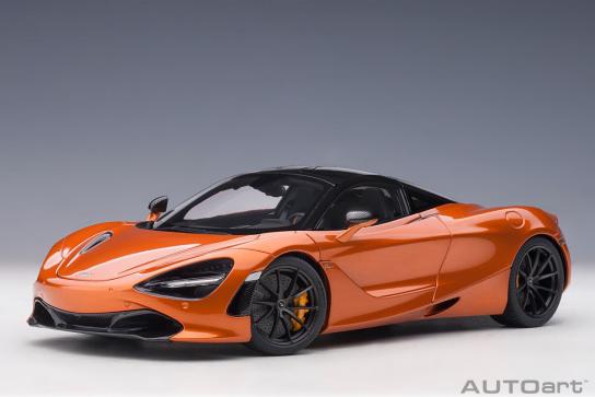 AUTOart 1/18 McLaren 720S image