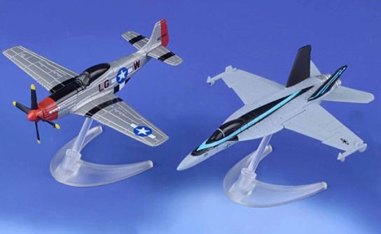 Corgi Maverick's P-51D Mustang & F/A-18 Super Hornet 'Top Gun Maverick' image
