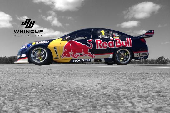 Biante 1/18 Holden VF Commodore Red Bull Racing #1 Whincup 2013 image